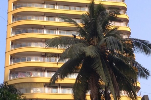 Flat on rent in Skyper Tower, Bandra West