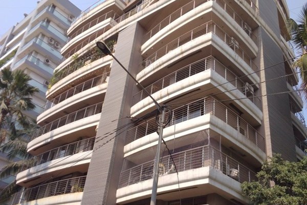 Flat on rent in Lewis Villa, Santacruz West