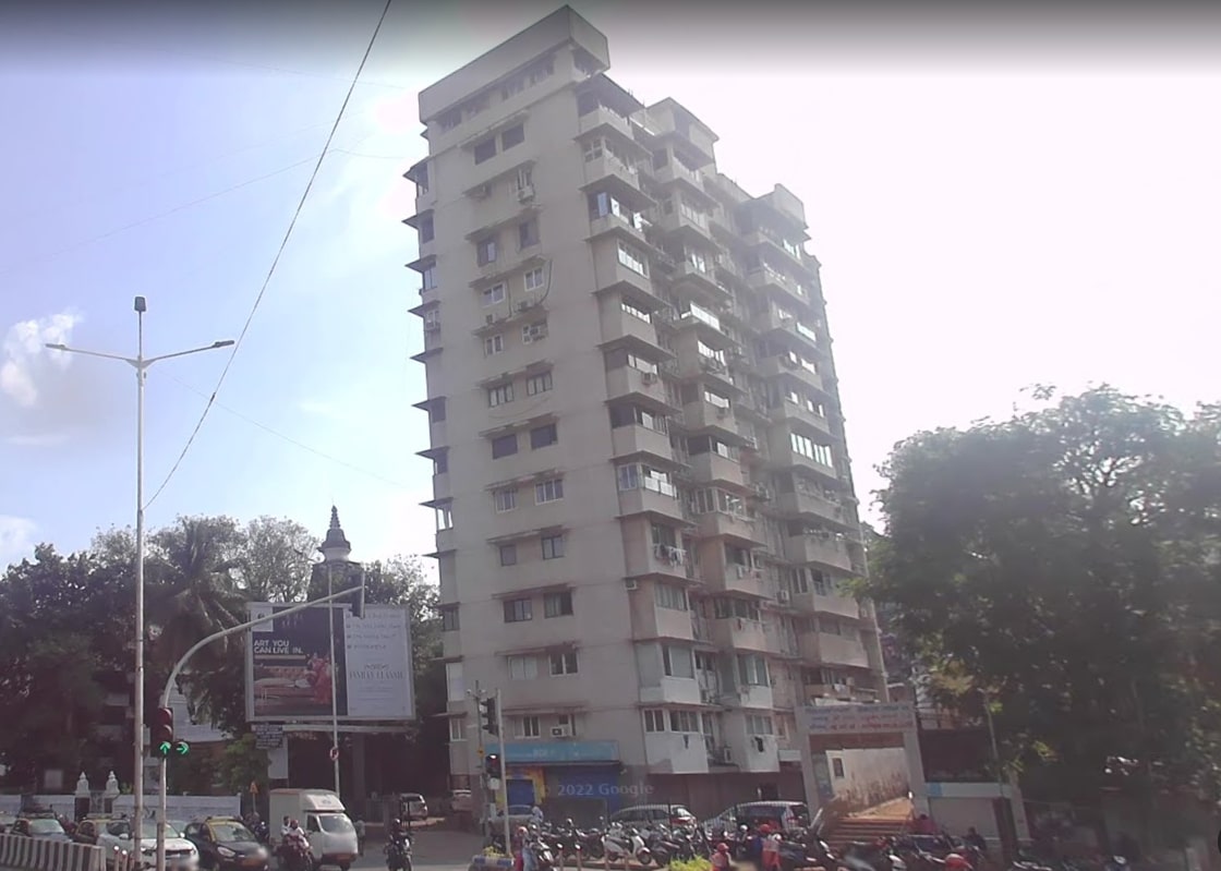 3 BHK Semi Furnished in Pankaj Mansion , Worli