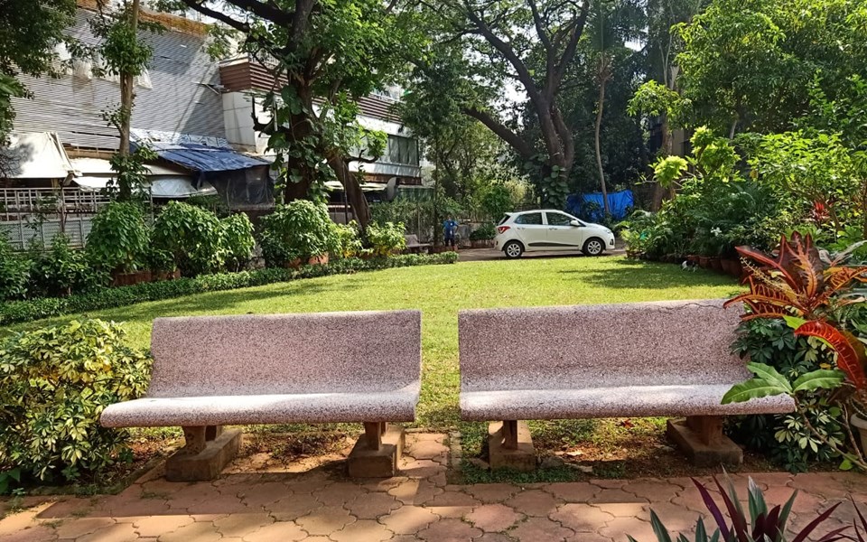 Garden - Premium Tower, Andheri West