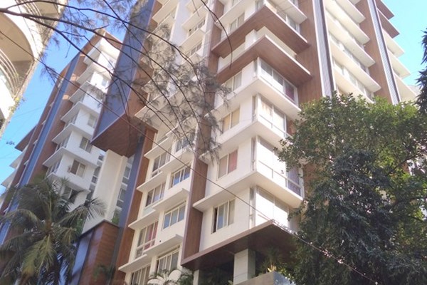 Flat for sale in Greenfields, Santacruz West