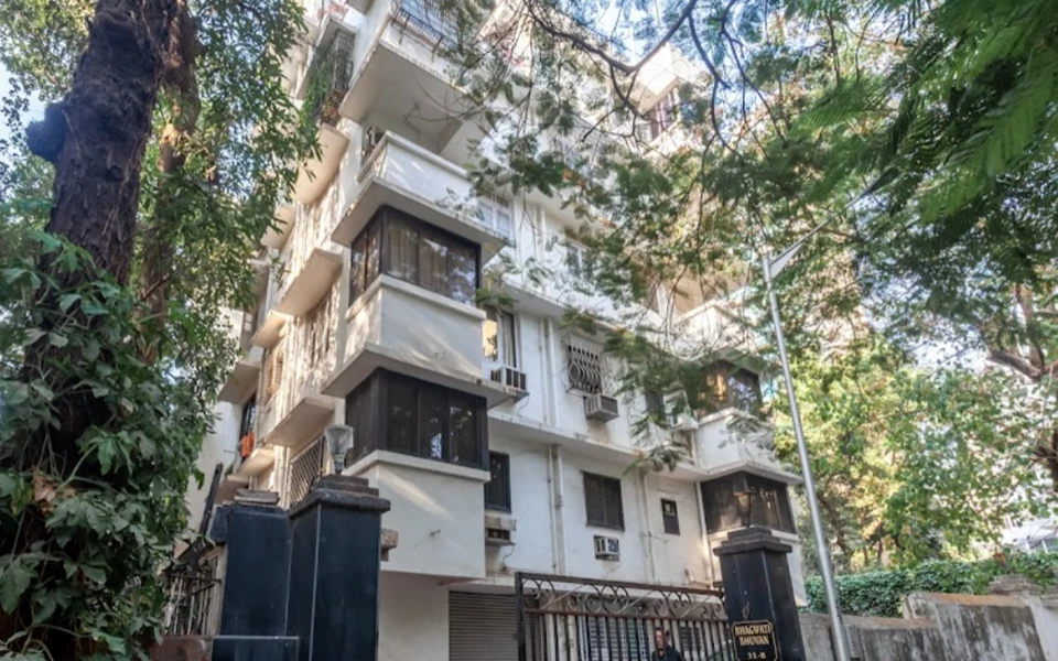 1 - Bhagwati Bhuvan, Peddar Road