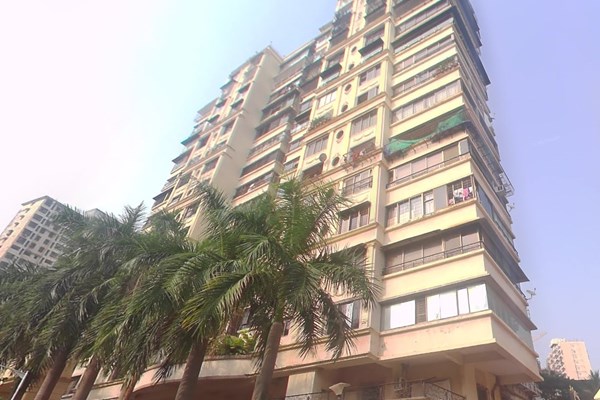 Flat on rent in Vastu Shilp, Tardeo