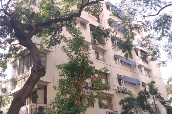 Flat on rent in Summer Palace, Bandra West