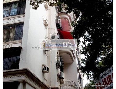 Shantanu, Bandra West