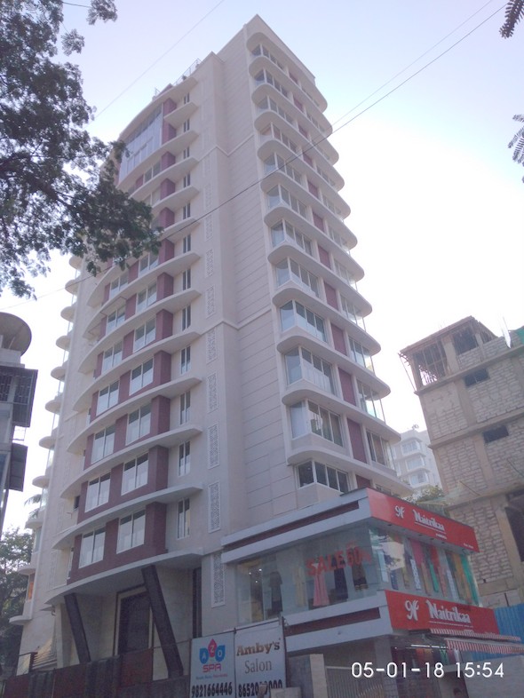 Flat for sale in Darvesh Belleza, Khar West