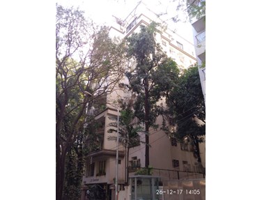 Le Chateau, Bandra West