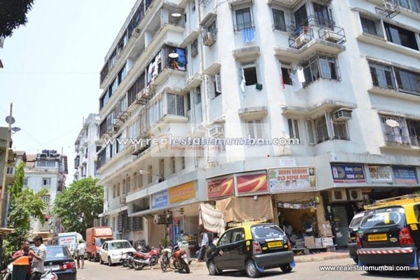 Flat for sale in Usha Sadan, Colaba