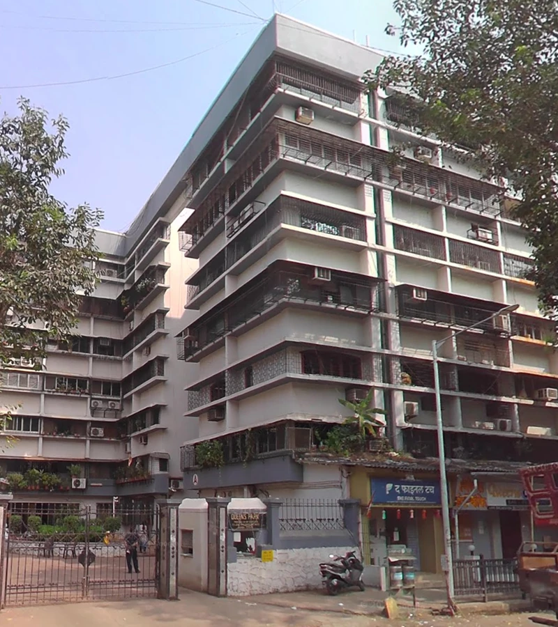 Queenspark - Queens Park, Juhu