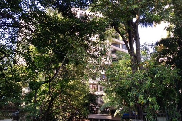 Flat for sale in Colombia, Bandra West