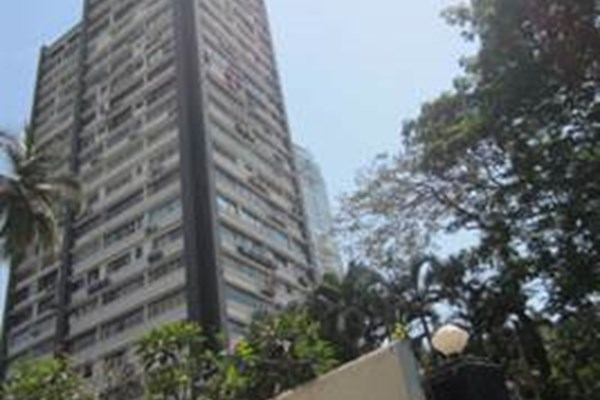 Flat on rent in Usha Kiran, Carmichael Road