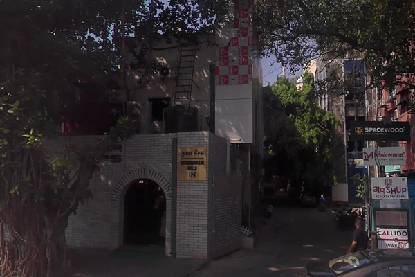 Office on rent in Raghuvanshi Mills, Lower Parel