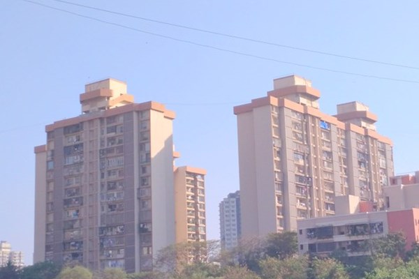 Flat on rent in Green Acres, Andheri West