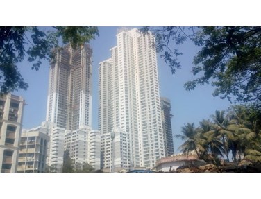 Building - Omkar Altamonte, Malad East