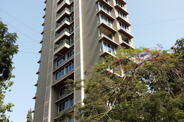 Flat for sale in Supreme Stellar, Khar West