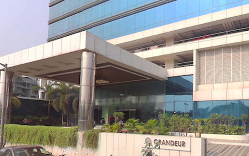 Building2 - Lotus Grandeur, Andheri West