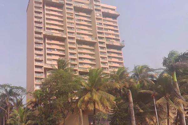 Flat on rent in Oberoi Sky Garden, Andheri West