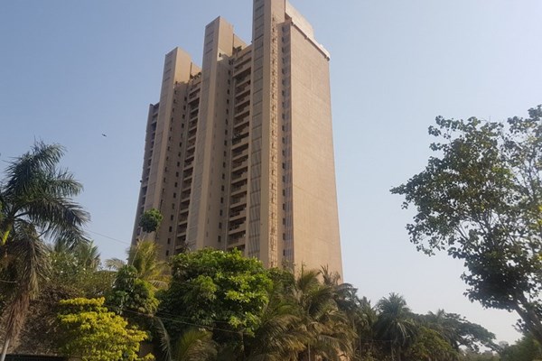 Flat for sale in Oberoi Sky Garden, Andheri West