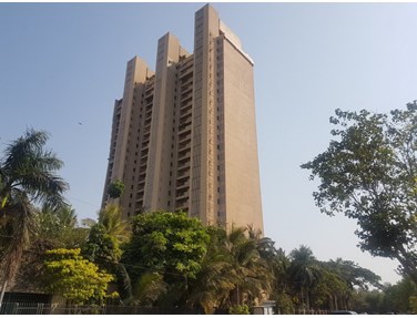 Flat on rent in Oberoi Sky Garden, Andheri West