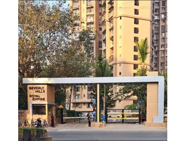6 - Royal Empire, Andheri West