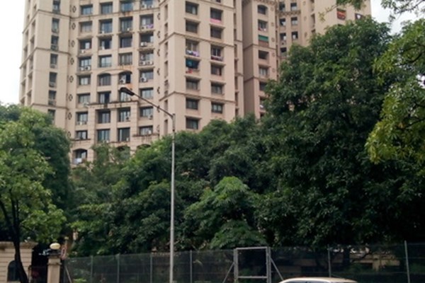 Flat for sale in Valencia, Powai