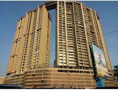 Flat on rent in Runwal Elegante, Andheri West