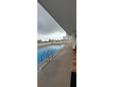 Swimmingpool - Renaissance, Andheri West