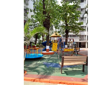 Flat on rent in Tarapore Garden, Andheri West