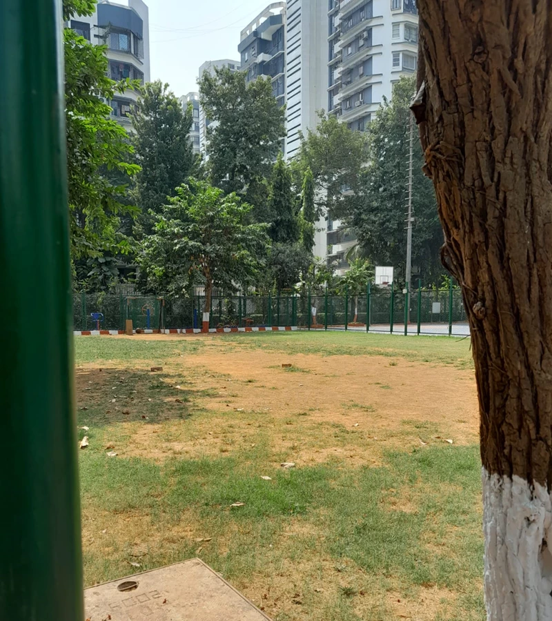 3 - Tarapore Garden, Andheri West