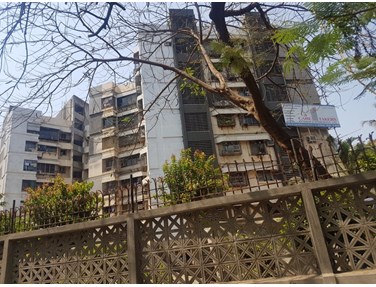 Building - Tarapore Garden, Andheri West