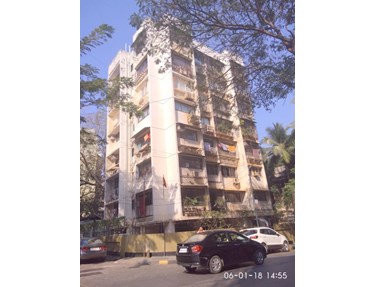 Bajaj Jade, Khar West