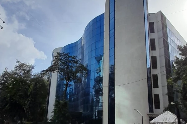 Office on rent in Vip Plaza, Andheri West