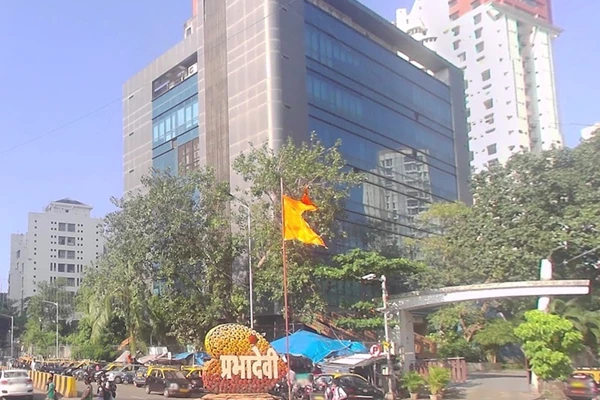 Office on rent in Orbit Plaza, Prabhadevi
