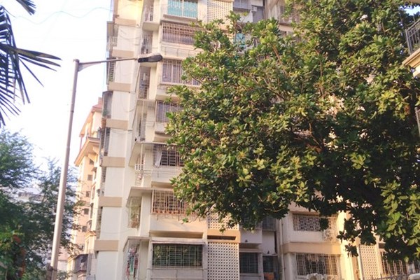 Flat on rent in Cenced, Bandra West