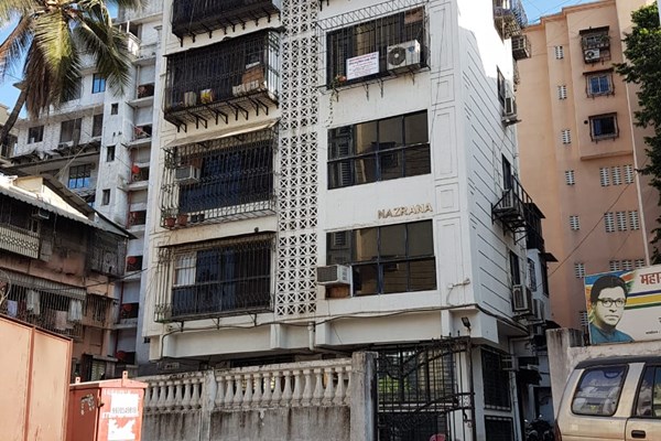 Office on rent in Nazrana Apartment, Andheri West