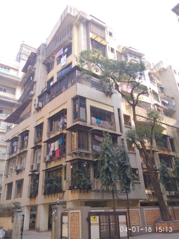 2 BHK Flats for Sale in Shailesh Apartment, Khar West