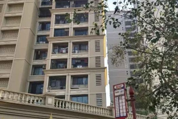 Flat on rent in Serenity Heights, Malad West
