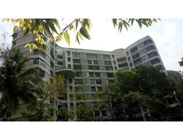 Raj Kamal, Parel