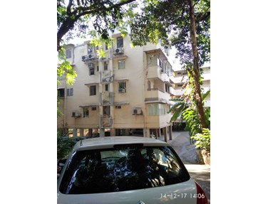 Metropolitan, Bandra West