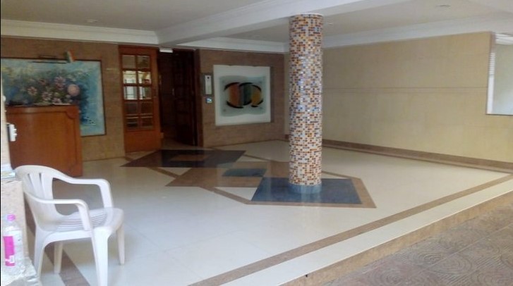 2 BHK Flats on Rent in Vaibhav, Bandra West