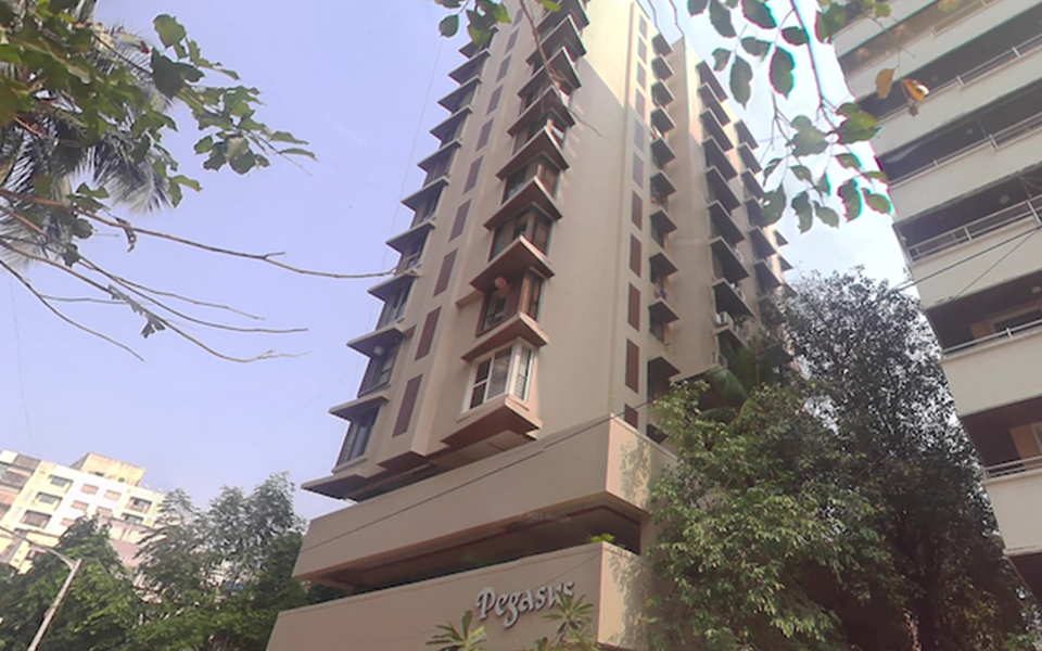 Building - Pegasus, Santacruz West