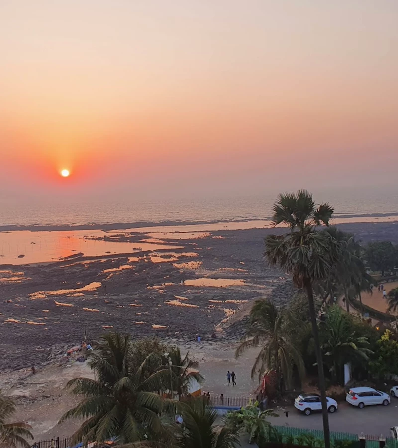 1 - Dhaval Ganga, Bandra West