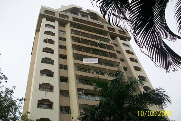 Flat for sale or rent in La Mer, Bandra West