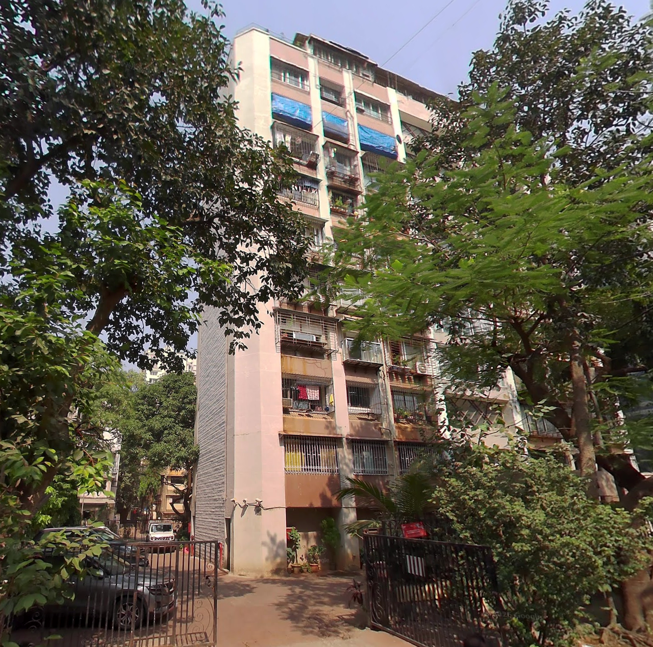 2 BHK Flat on Rent in Andheri West - Sky Deck Tower