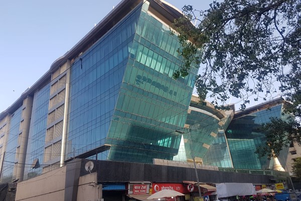 Office on rent in Pinnacle Business Park, Andheri East