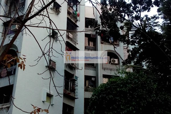 Flat on rent in Mota Mansion, Andheri West