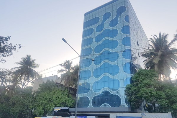 Office on rent in Sunrise Tower, Andheri East