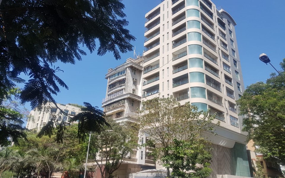 Building - Krishlen, Juhu