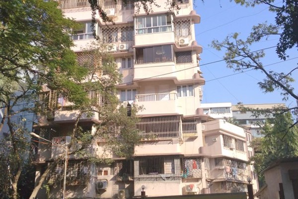 Flat for sale in Solomon Apartment, Bandra West