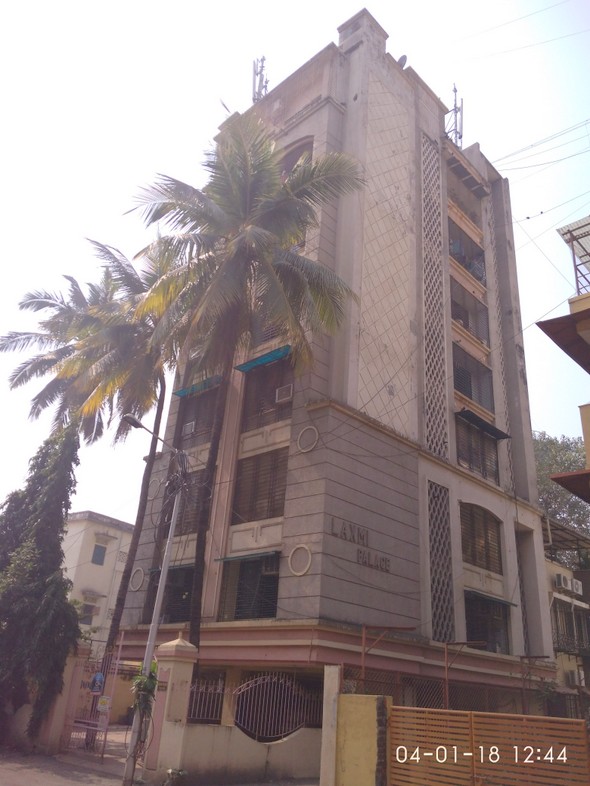 2 BHK Flats for Sale in Laxmi Palace, Khar West